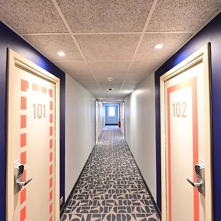 Ibis Budget Centre 2*