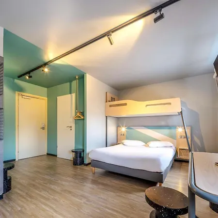 Hotel Ibis Budget Centre 2*