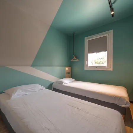 Ibis Budget Centre 2*