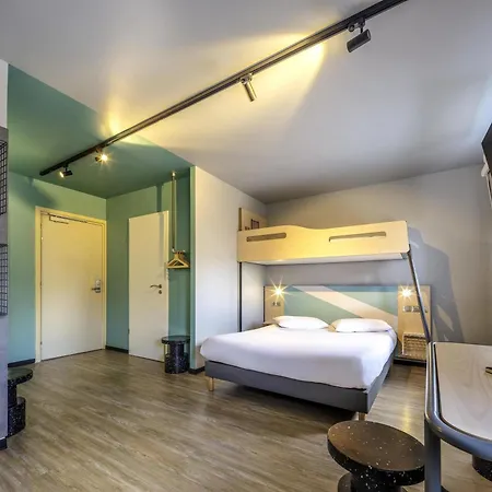 Ibis Budget Centre 2*