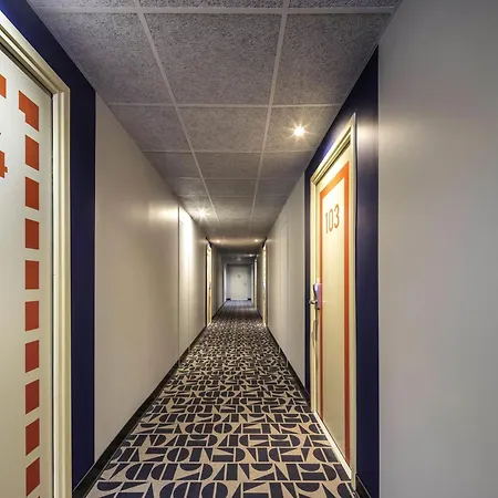 Hotel Ibis Budget Centre 2*