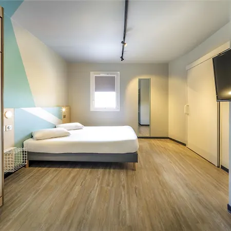 Ibis Budget Centre 2* 포르바크
