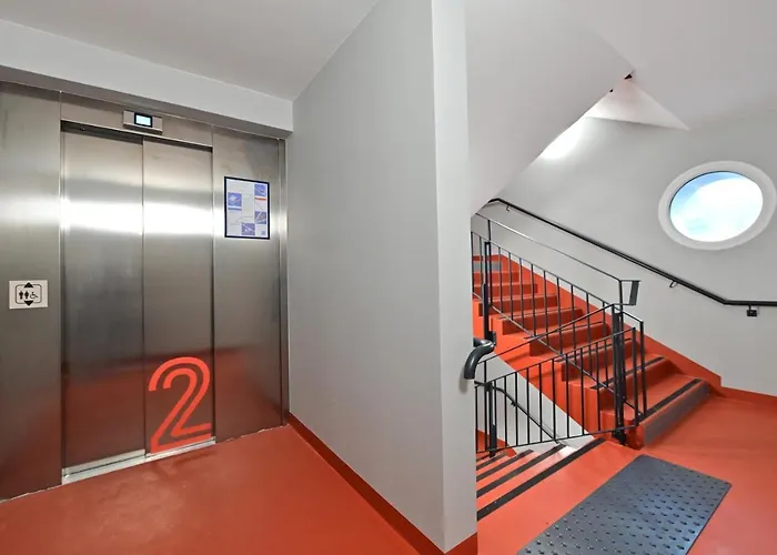 Hotel Ibis Budget Centre 2*