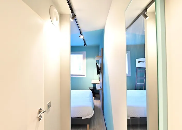 Ibis Budget Centre Hotel 2*