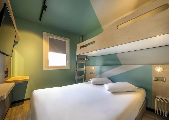 Hotel Ibis Budget Centre 2*