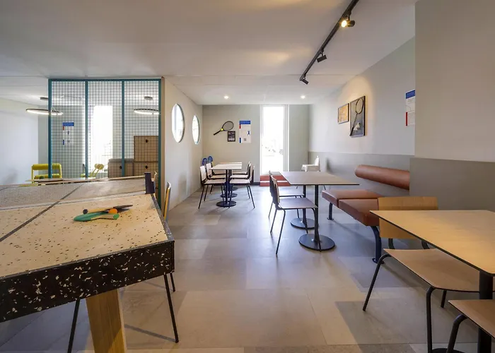 福尔巴克中心宜必思快捷酒店 酒店 福尔巴克